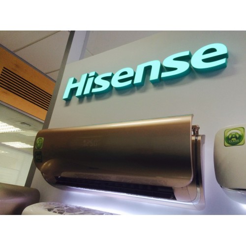 6. Hisense сплит-система настенный 10UR4SVEQA (серия Premium DYNAMIC Design Super DC Inverter)