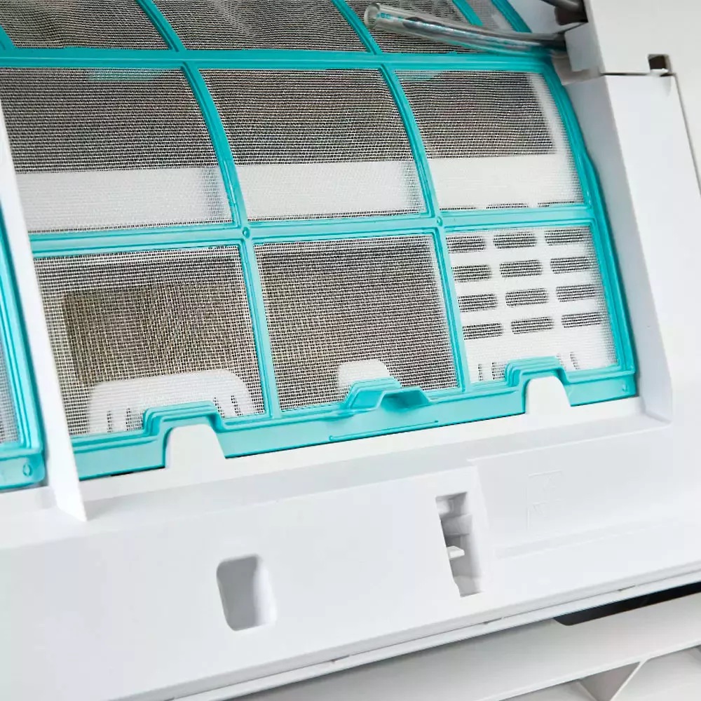 6. Electrolux сплит-система настенный EACS/I-12HSM/N8_V2 (серия Smartline DC)